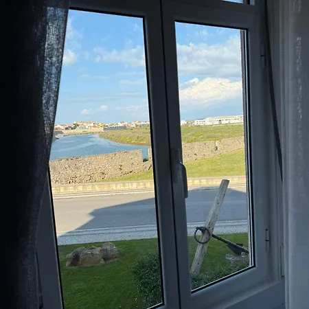 Casa Muralhas Maison d'hôtes Peniche